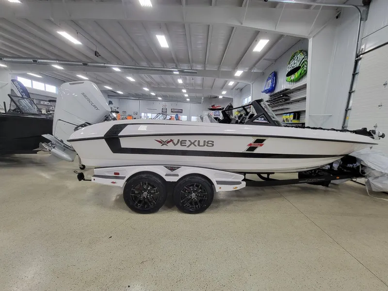 Slide: The Image of Vexus Boats DVX22s 2025 - 2
