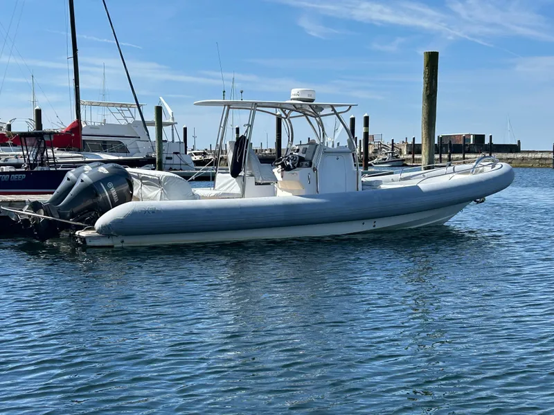 Slide: The Image of Hunt Yachts HBI 30 2011 - 1