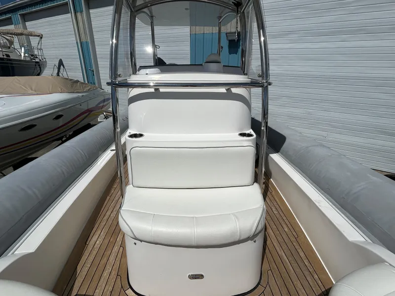 Slide: The Image of Hunt Yachts HBI 30 2011 - 14