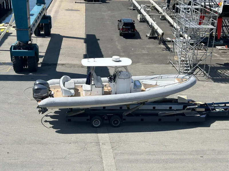 Slide: The Image of Hunt Yachts HBI 30 2011 - 3