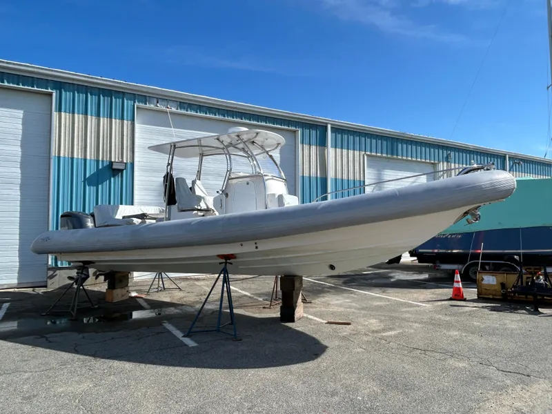 Slide: The Image of Hunt Yachts HBI 30 2011 - 4