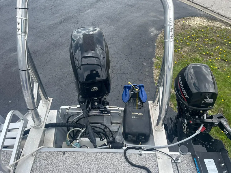 Slide: The Image of 2019 Lowe Ultra 182 Fish & Cruise boat engines and controls, viewed from above. - 25