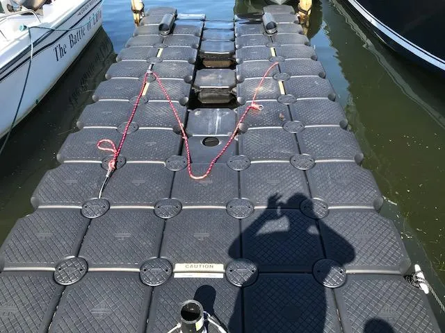 Slide: The Image of Floating dock with ropes, designed for Williams Jet Tenders Sportjet 520, 2017 model. - 22