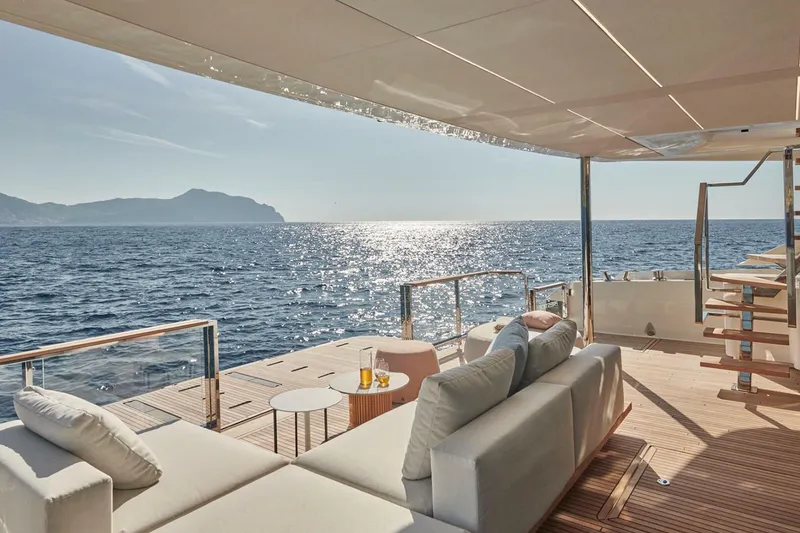 Slide: The Image of Manufacturer Provided Image - 8