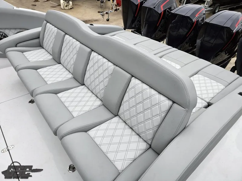 Slide: The Image of Mystic Powerboats M5200 2023 - 56