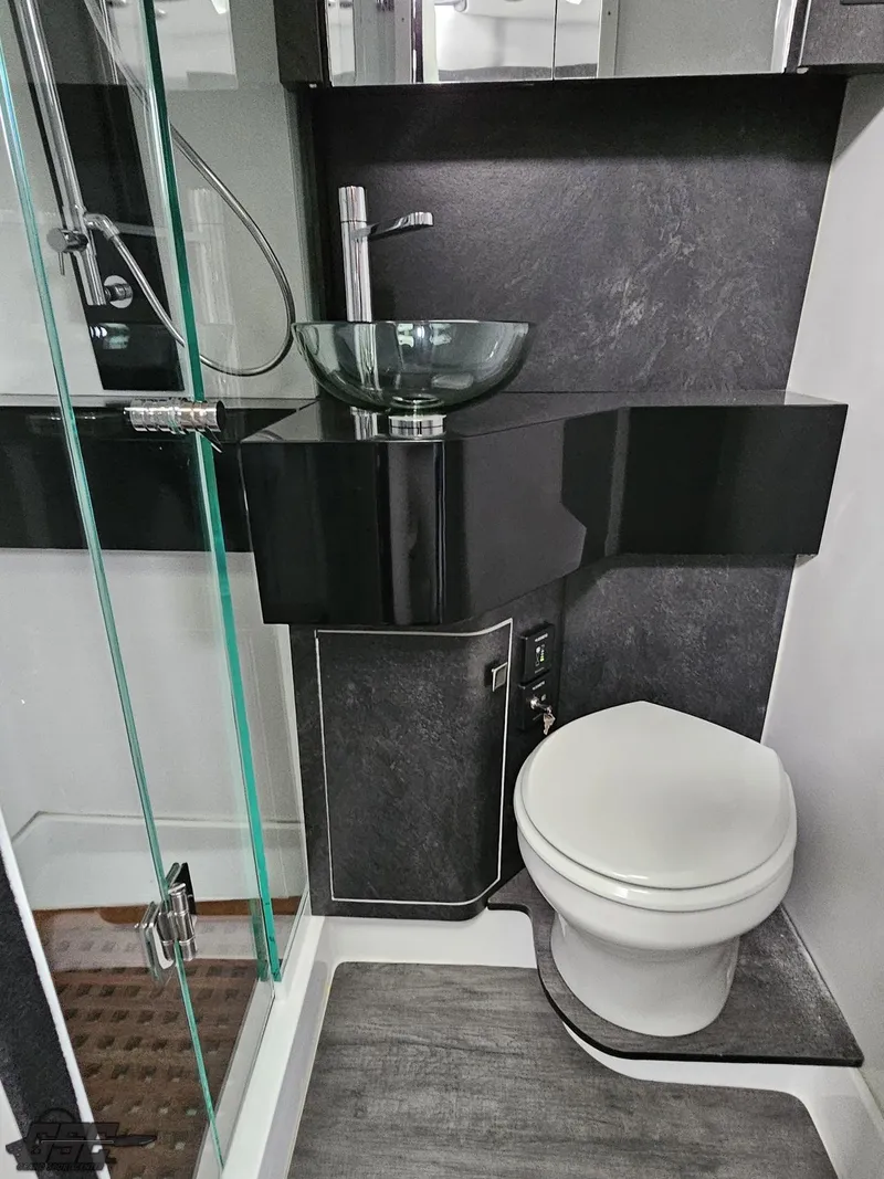 Slide: The Image of Mystic Powerboats M5200 2023 - 67