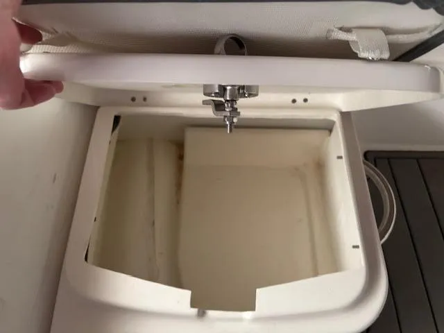 Slide: The Image of Zodiac Yacht Line 490 DL NEO 2022 - 8