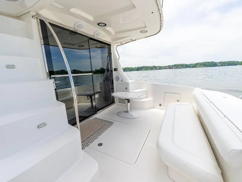 Slide: The Image of Stbd cockpit - 17