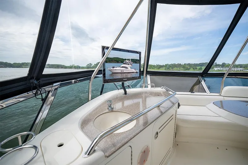 Slide: The Image of Bridge sink and TV - 23