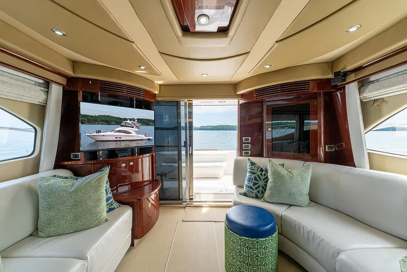 Slide: The Image of TV at the salon - 34