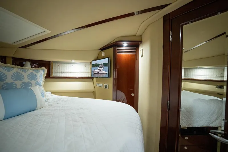 Slide: The Image of VIP stateroom entertainment center - 49