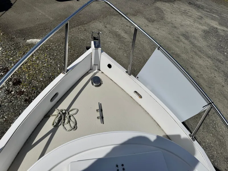 Slide: The Image of Ranger Tug R-21 2001 - 17