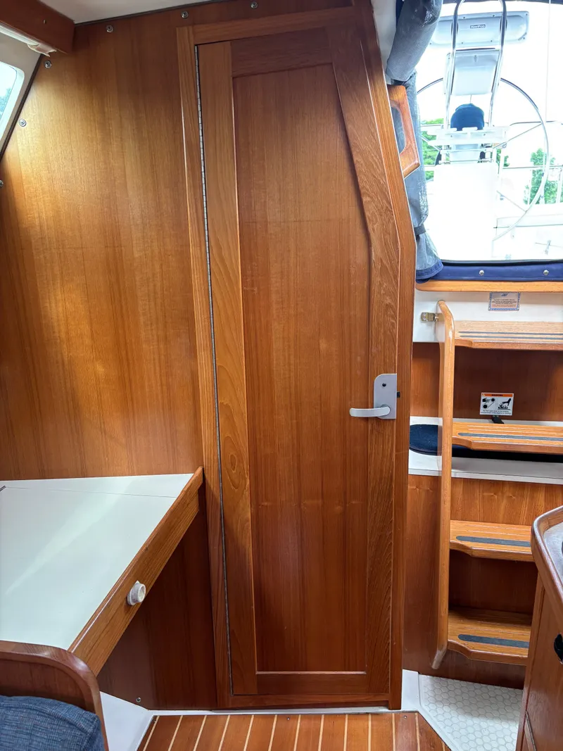 Slide: The Image of Catalina 36 MkII 2002 - 103