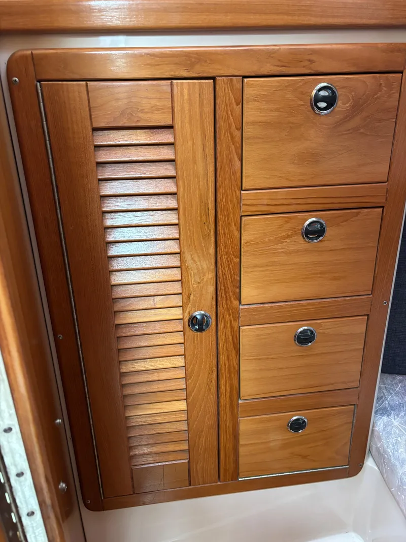 Slide: The Image of Catalina 36 MkII 2002 - 105