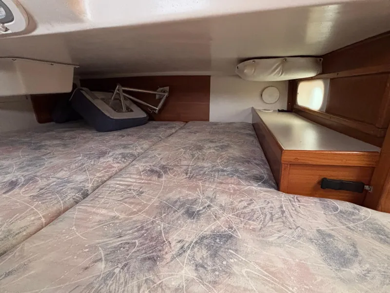 Slide: The Image of Catalina 36 MkII 2002 - 112