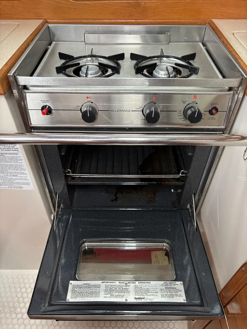 Slide: The Image of Catalina 36 MkII 2002 - 76