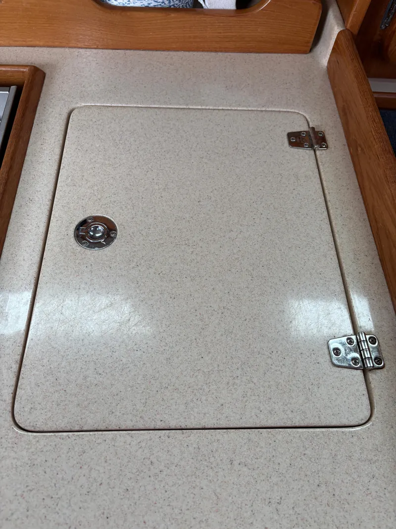 Slide: The Image of Catalina 36 MkII 2002 - 81