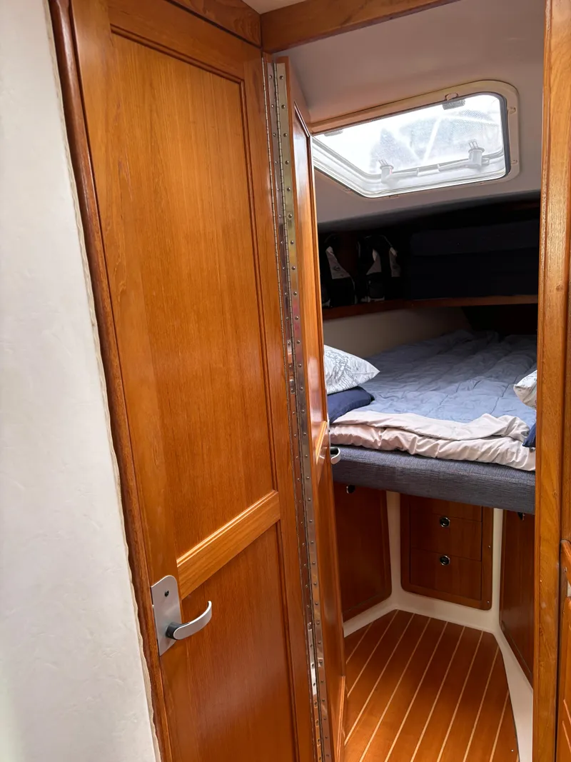 Slide: The Image of Catalina 36 MkII 2002 - 89