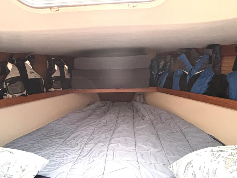 Slide: The Image of Catalina 36 MkII 2002 - 93