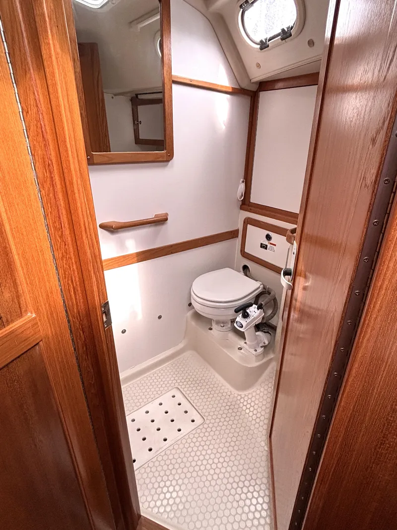 Slide: The Image of Catalina 36 MkII 2002 - 99