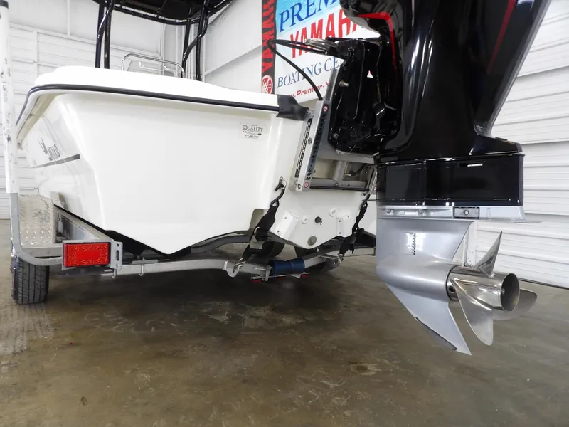 Slide: The Image of Mako Pro Skiff 19CC 2021 - 10