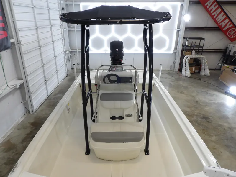 Slide: The Image of Mako Pro Skiff 19CC 2021 - 13