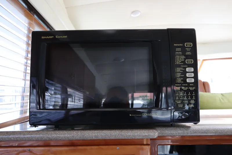 Slide: The Image of Black Sharp Carousel microwave on a Navigator 4800 CLASSIC yacht, 2001 model. - 26