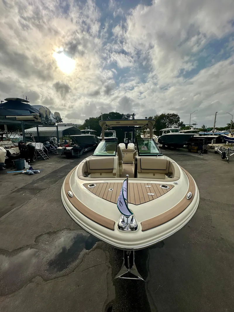 Slide: The Image of Chris-Craft Calypso 28 2025 - 19