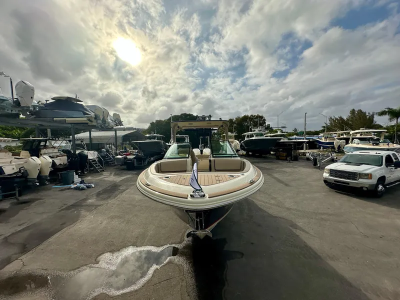 Slide: The Image of Chris-Craft Calypso 28 2025 - 21