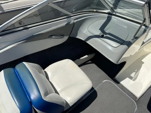 Slide: The Image of Bayliner 185 Bowrider 2007 - 8