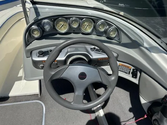 Slide: The Image of Bayliner 185 Bowrider 2007 - 9