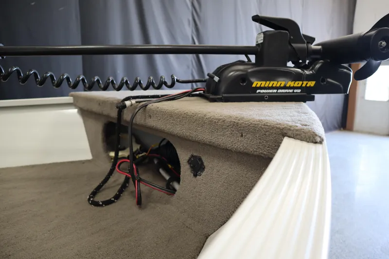 Slide: The Image of 2013 MirroCraft 1416 Troller boat with Minn Kota trolling motor. - 8