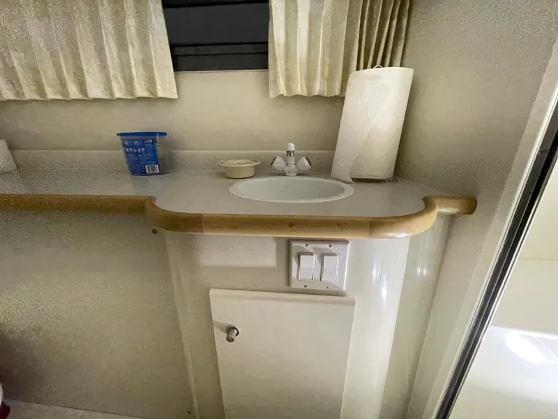 Slide: The Image of Carver 440 Aft Cabin Motor Yacht 1995 - 55