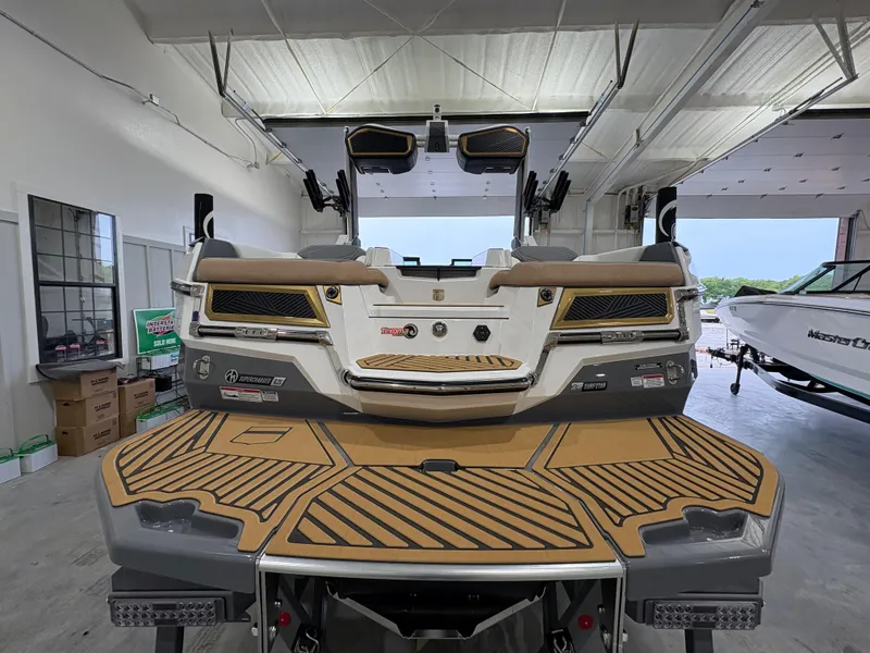 Slide: The Image of Interior of 2025 MasterCraft XStar 23 boat at Dallas Boathouse showroom. - 9