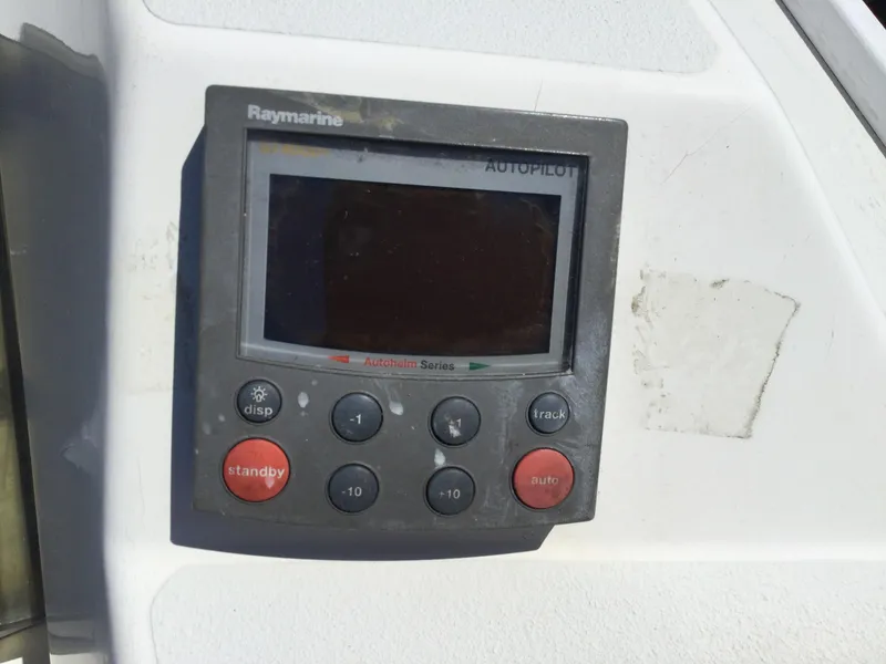 Slide: The Image of Raymarine autopilot control on 1997 J Boats J/32 sailboat dashboard. - 24