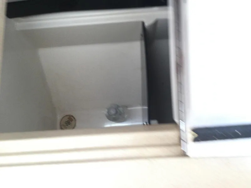 Slide: The Image of Interior compartment of a 1997 J Boats J/32 sailboat. - 28