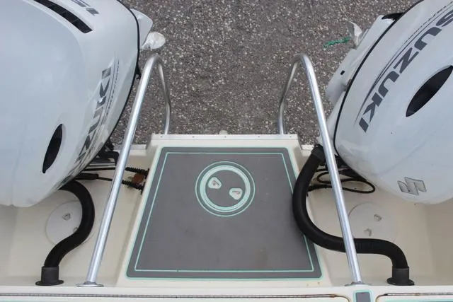 Slide: The Image of World Cat 246 SF 1999 - 29