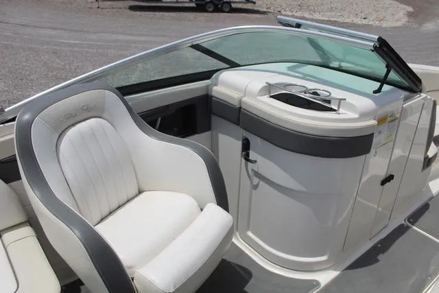 Slide: The Image of Sea Ray 220 Sundeck 2013 - 21