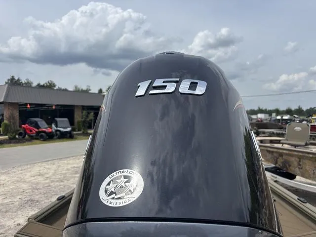 Slide: The Image of Thor LH1900CC W/ SEASTAR STEERING 2025 - 18