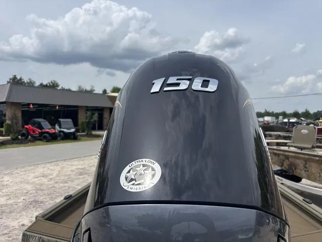 Slide: The Image of Thor LH1900CC W/ SEASTAR STEERING 2025 - 20