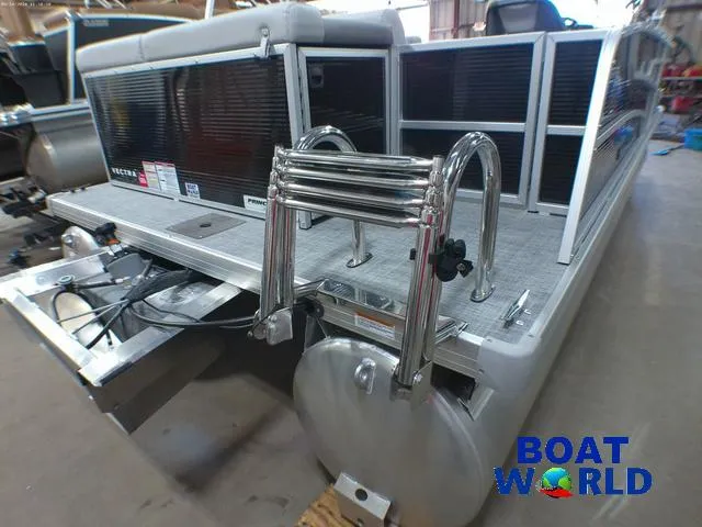 Slide: The Image of 2025 Princecraft Vectra 21 Cruise Lounge pontoon boat with Mercury 4-Stroke EFI engine. - 37