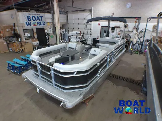 Slide: The Image of 2025 Princecraft Vectra 21 Cruise Lounge pontoon boat in showroom at Boat World. - 39