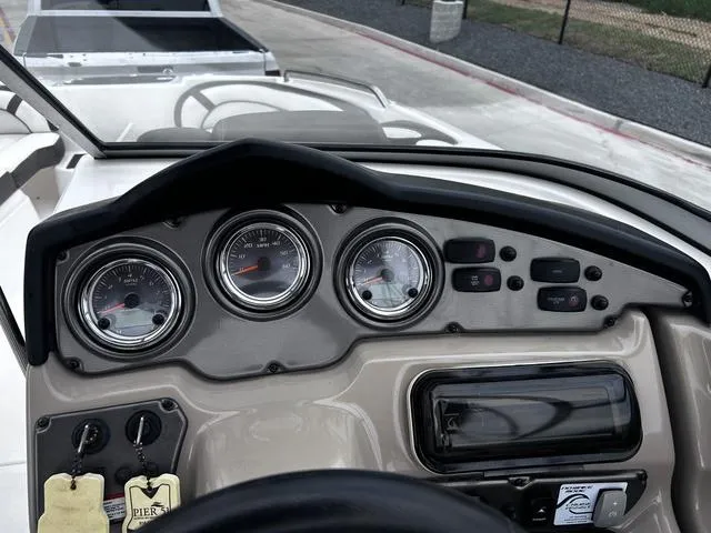 Slide: The Image of Yamaha 242 Limited 2013 - 15