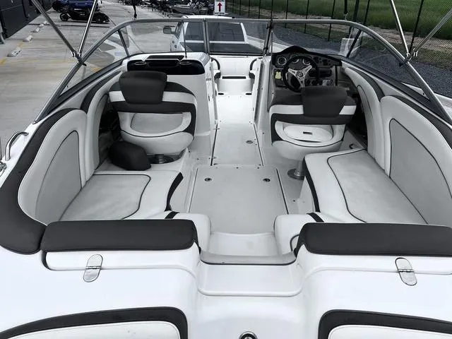 Slide: The Image of Yamaha 242 Limited 2013 - 7