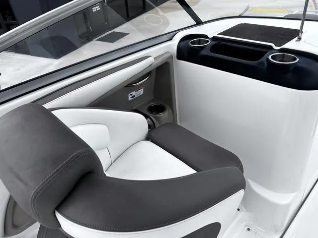 Slide: The Image of Yamaha 242 Limited 2013 - 9