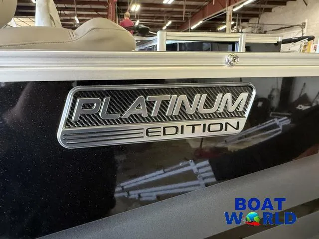 Slide: The Image of 2025 Tahoe Sport 2185 Quad Fish Platinum Edition boat at Boat World showroom. - 40