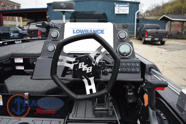 Slide: The Image of Bass Cat Eyra 2025 - 22