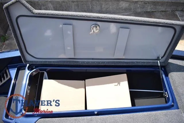 Slide: The Image of Ikon Boats LX20 2024 - 26