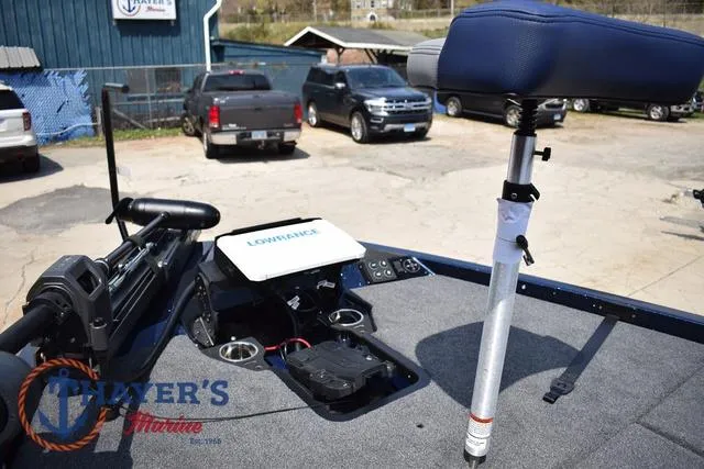 Slide: The Image of Ikon Boats LX20 2024 - 29