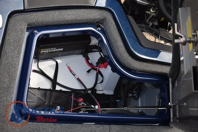 Slide: The Image of Ikon Boats LX20 2024 - 38